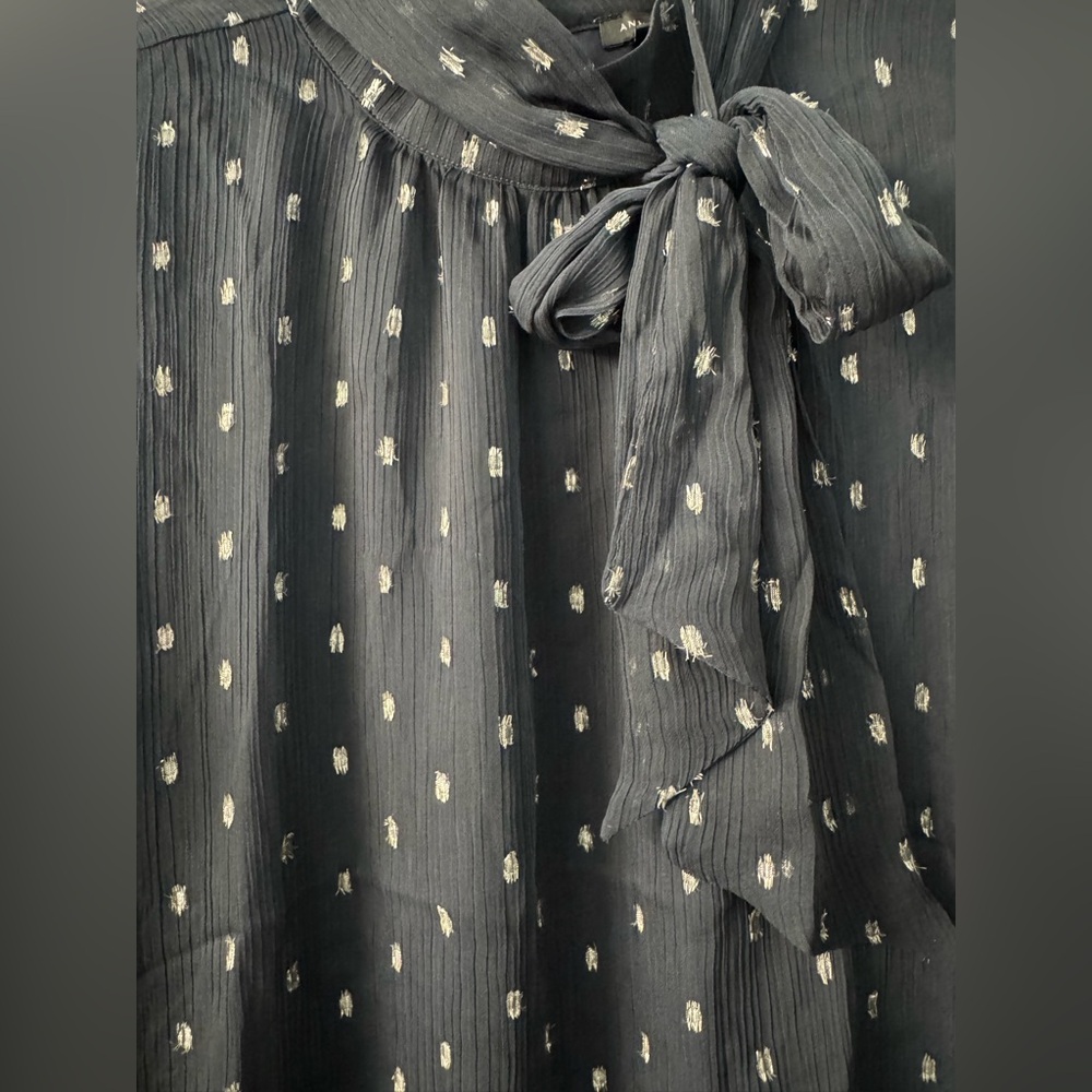 Ann Taylor Petite Metallic Designed Blouse with a Bow - Picture 4 of 9